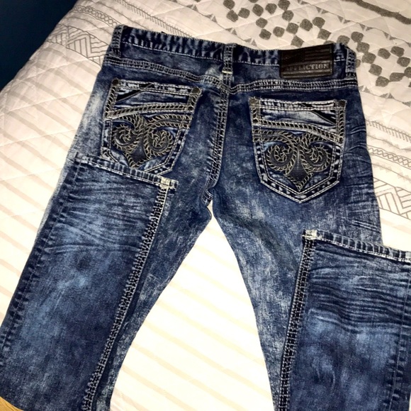 Affliction - Picture 3 of 5